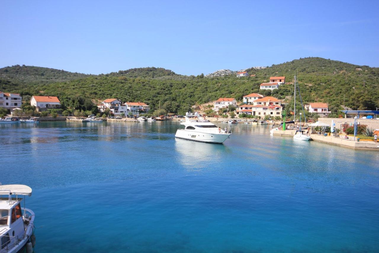 Apartments And Rooms By The Sea Zaglav, Dugi Otok - 8144 Sali Dış mekan fotoğraf